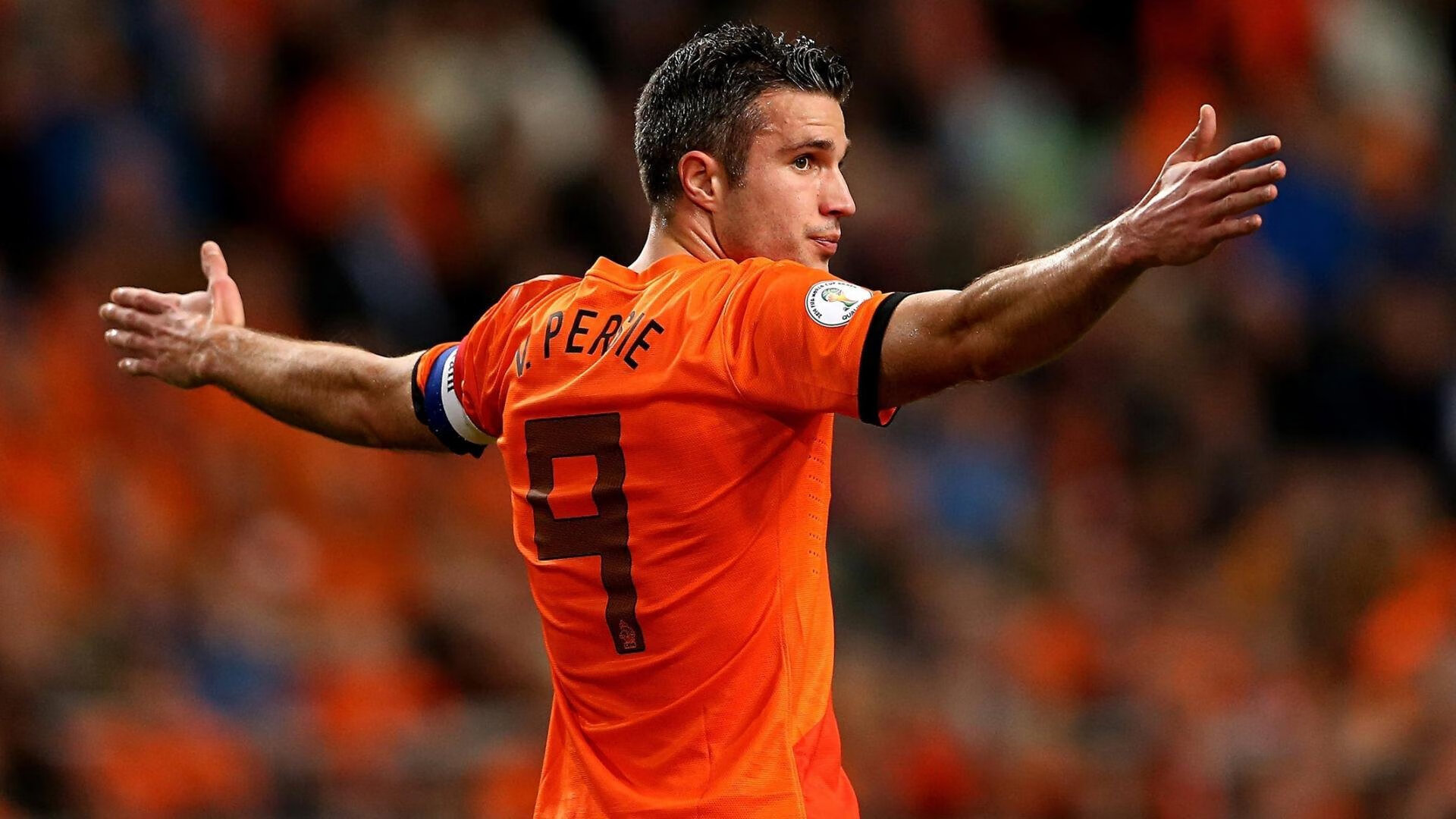 羽毛球赛场焦点！荷兰队对阵俄罗斯队，主力缺阵，替补球员挺身而出